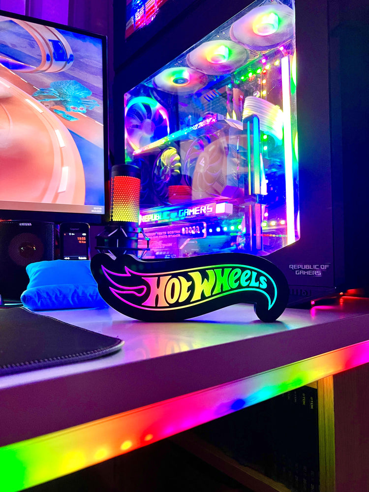 Hot Wheels Masaüstü / Duvar Aydınlatma Aksesuarı