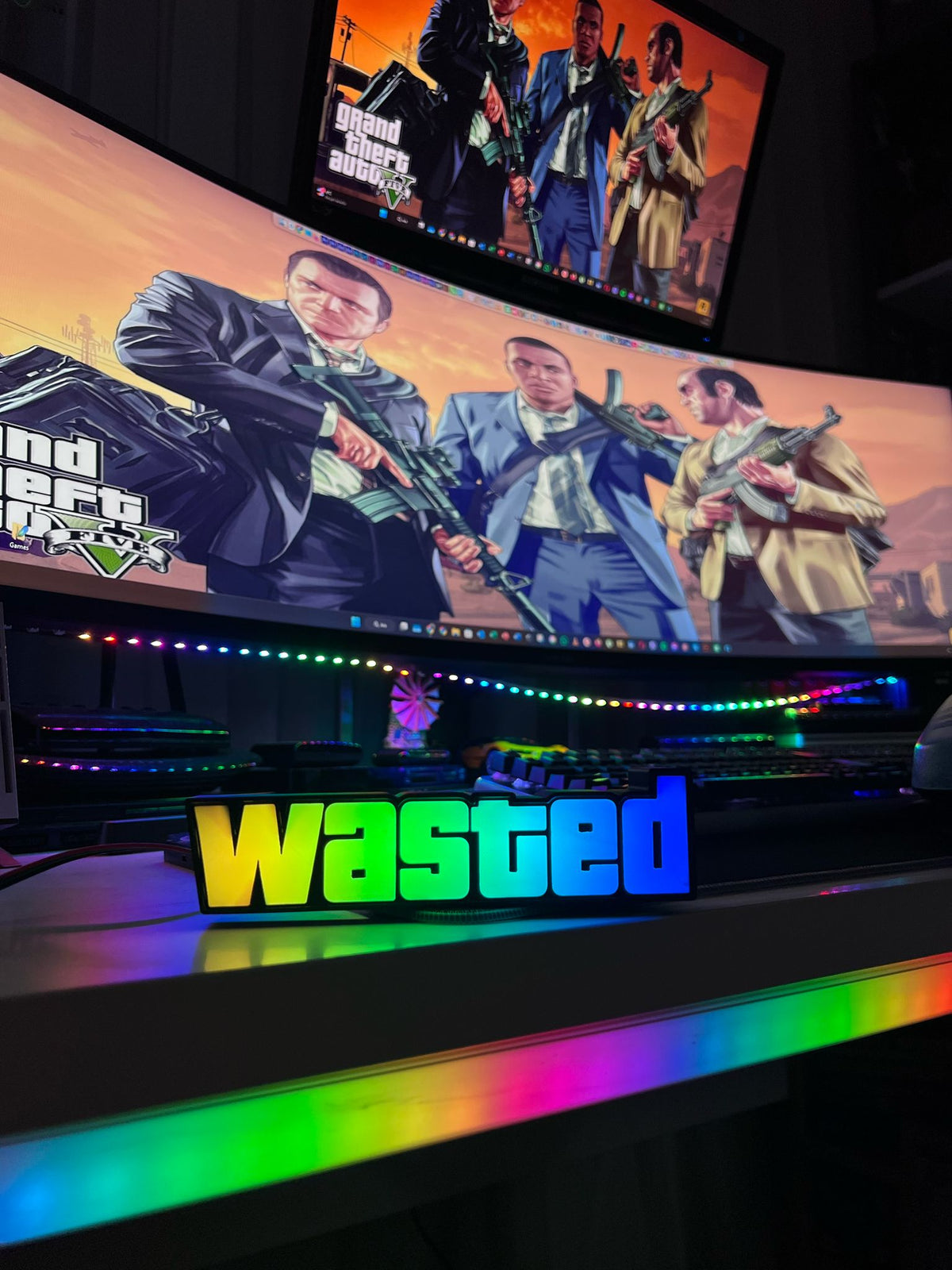 GTA Wasted Logo Masaüstü Aydınlatma Aksesuarı