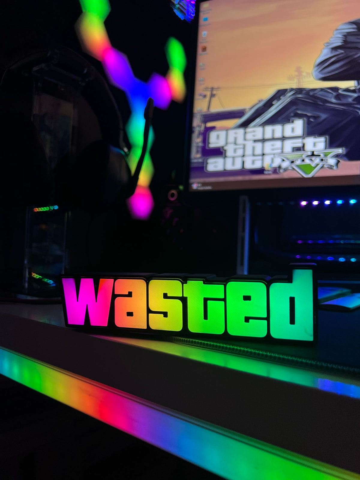 GTA Wasted Logo Masaüstü Aydınlatma Aksesuarı